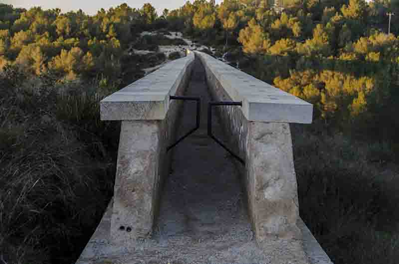 Tarragona 10 - Acueducto romano.jpg